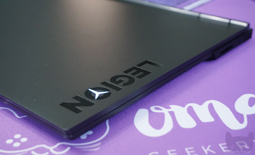 Lenovo Legion Y740Si & Legion BoostStation – Packaging & Features