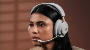 SteelSeries Arctis Nova Elite Sage Gold