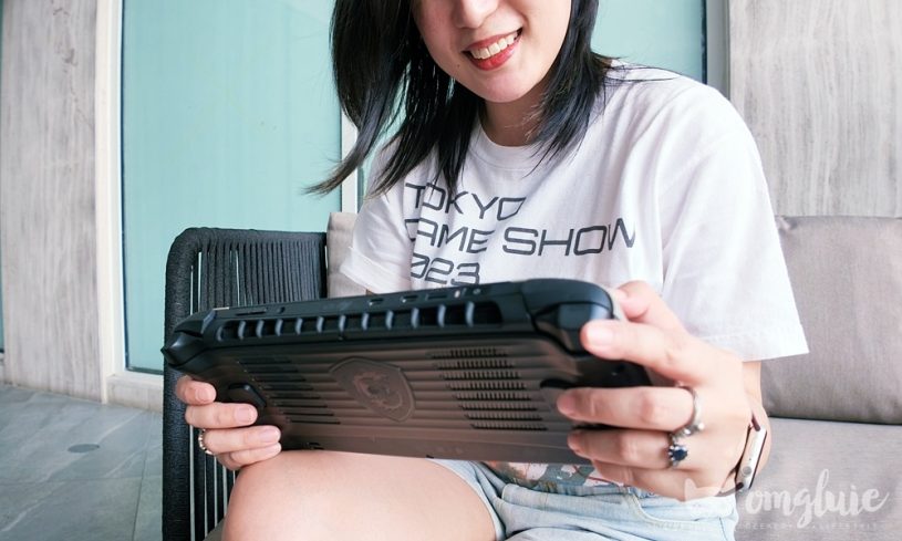 MSI Claw 8 AI Plus Feature Review Gaming Experience